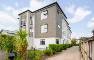 4/16 May Street, Hamilton East