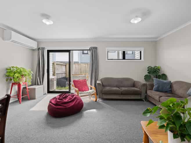 4/16 May Street, Hamilton East