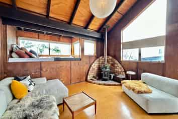 1227 Papamoa Beach Road, Papamoa