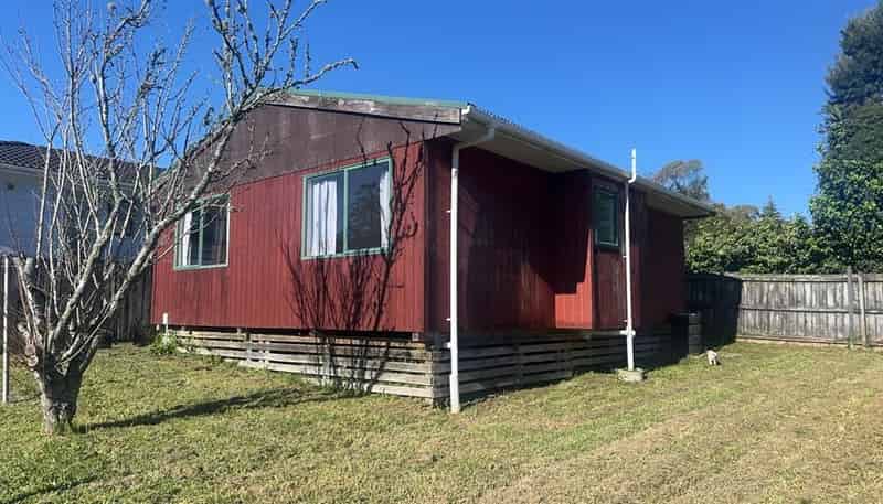 b/10 Elvira Place, Ranui