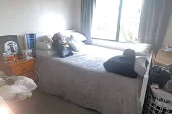 b/10 Elvira Place, Ranui