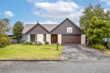 18 Bank Street, Amberley