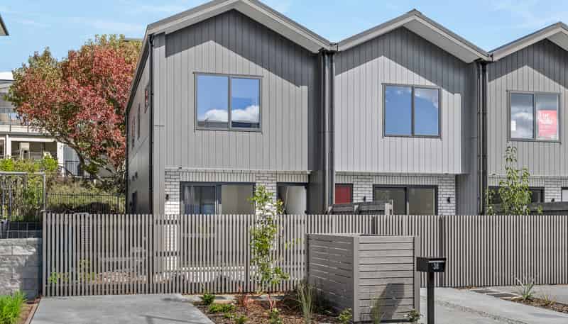 38 Wakaturia Way, Glenfield