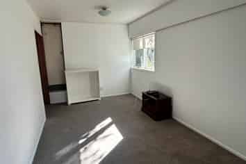 1/7 Agathis Avenue, Mairangi Bay