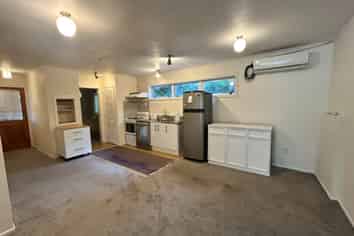 1/7 Agathis Avenue, Mairangi Bay