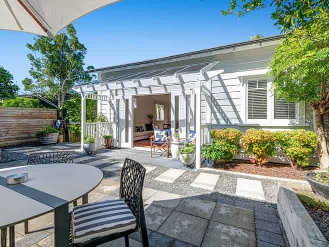 65 Vipond Road, Stanmore Bay