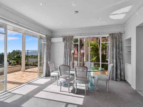 80 Paritai Drive, Orakei