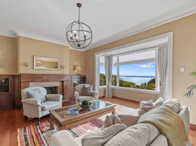 82 Paritai Drive, Orakei