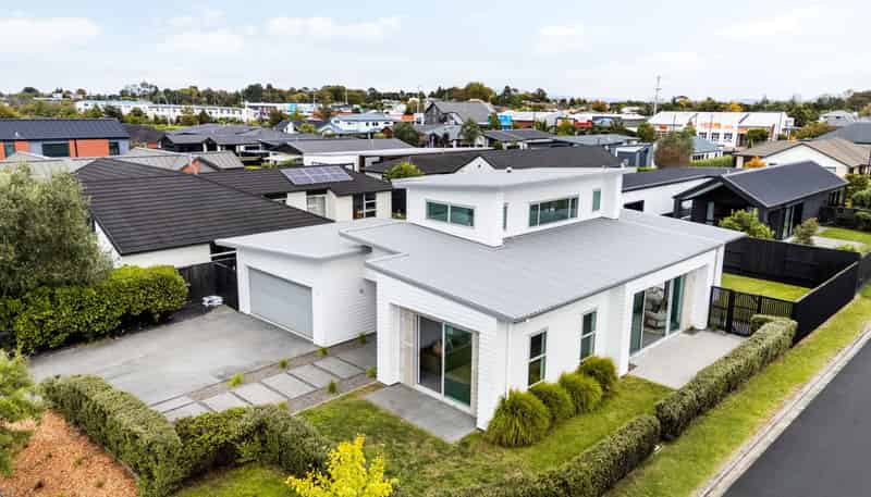 13 Hatric Road, Chartwell