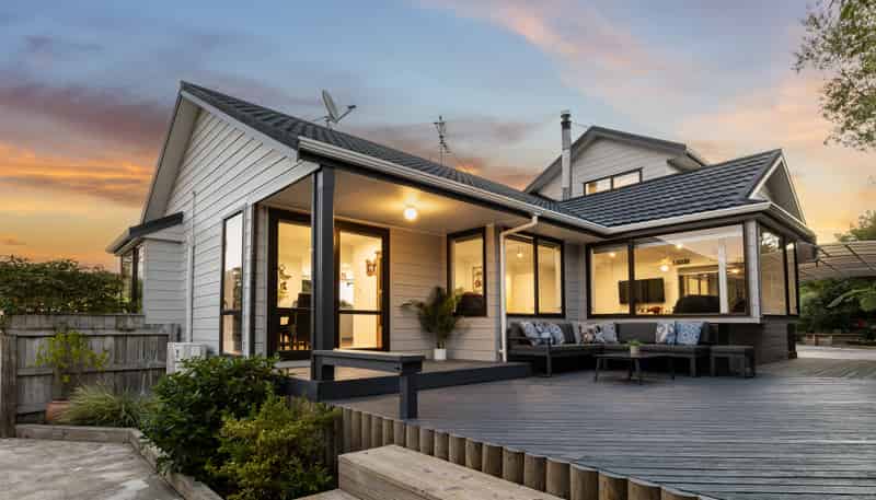 15 King Charles Drive, Kingsley Heights