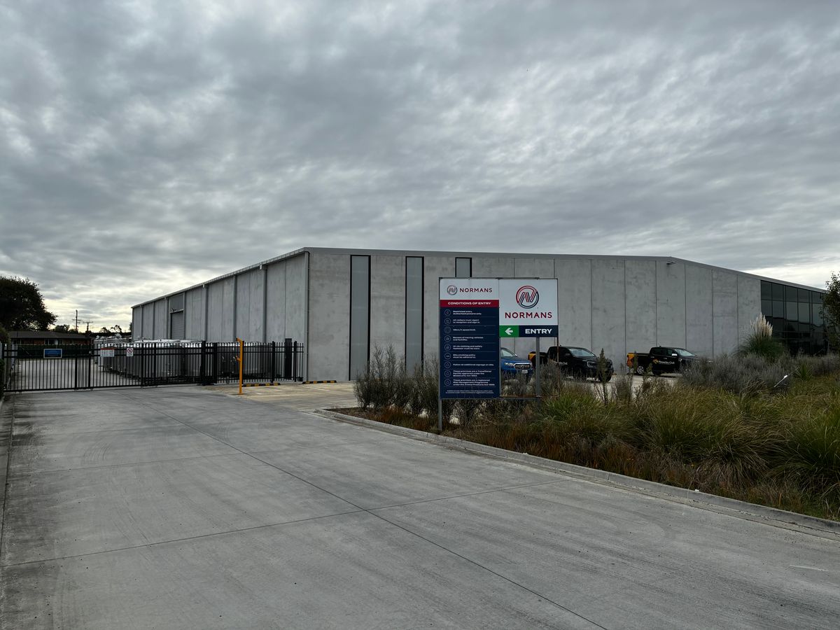 Versatile Industrial Workshop / Warehouse - Ansicht 6