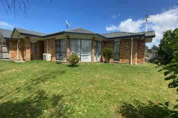 19 Nuneaton Drive, Flat Bush