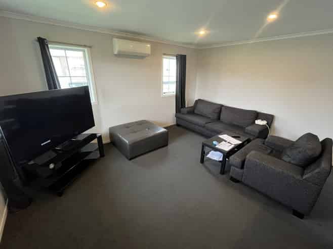 27 Queens Park Crescent, Frankton