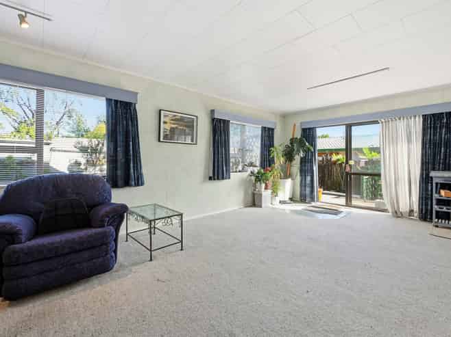 17B Peachgrove Terrace, Hillcrest