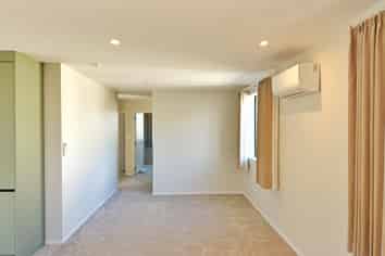 94A  West Harbour Drive, West Harbour