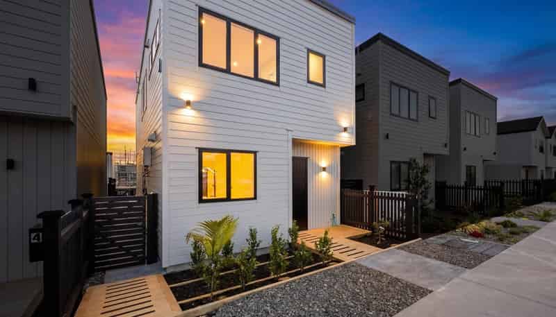 6 Toetoe Street, Westgate