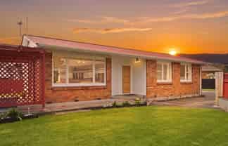 33 Garden Heights Avenue, Glenview