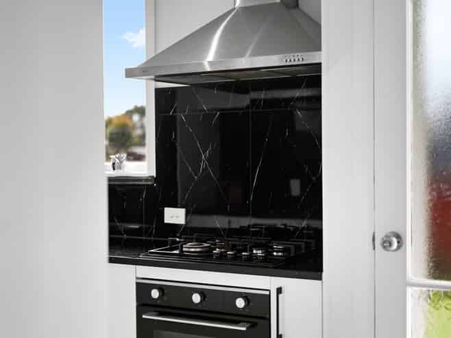 33 Garden Heights Avenue, Glenview