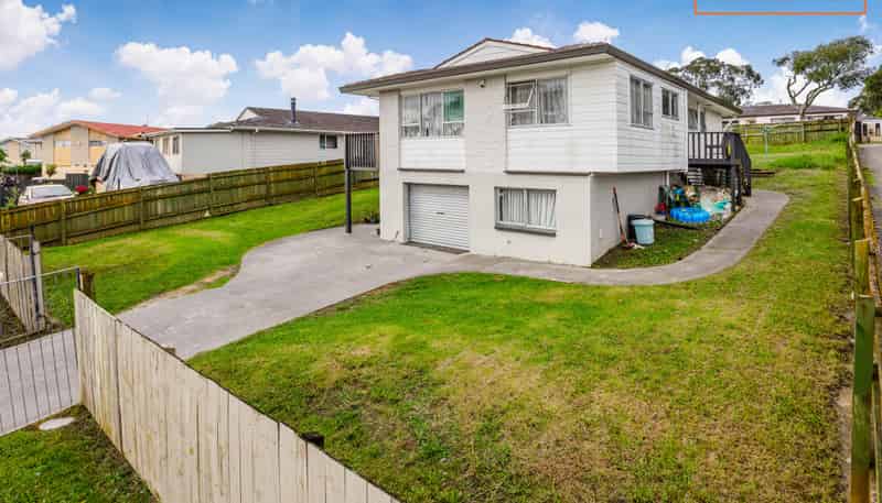 16 Frobisher Way, Clendon Park