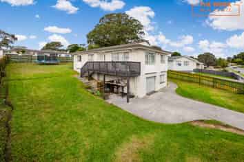 16 Frobisher Way, Clendon Park