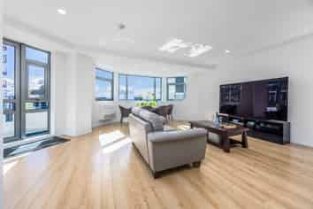 2H/205 Hobson Street, Auckland Central