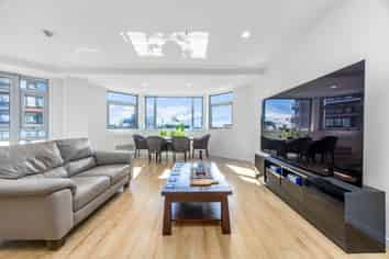 2H/205 Hobson Street, Auckland Central