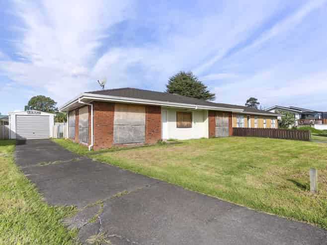 35 Garus Avenue, Mangere East