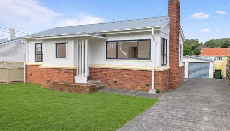 32 Waitangi Road, Onehunga
