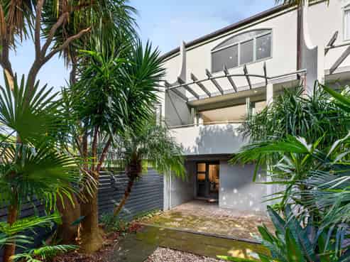 1E Hillcrest Avenue, Hillcrest
