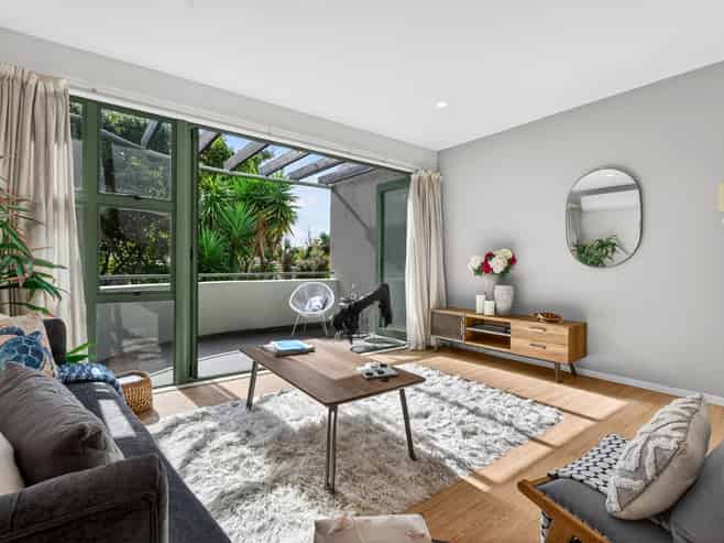 1E Hillcrest Avenue, Hillcrest