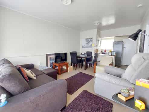 3/3 Hill Street, Hamilton Lake