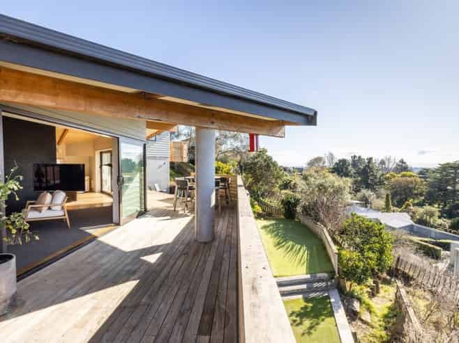 14 Te Mata Peak Road, Havelock North