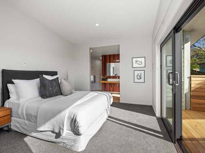 14 Te Mata Peak Road, Havelock North