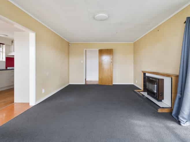 31 Hammond Street, Bulls