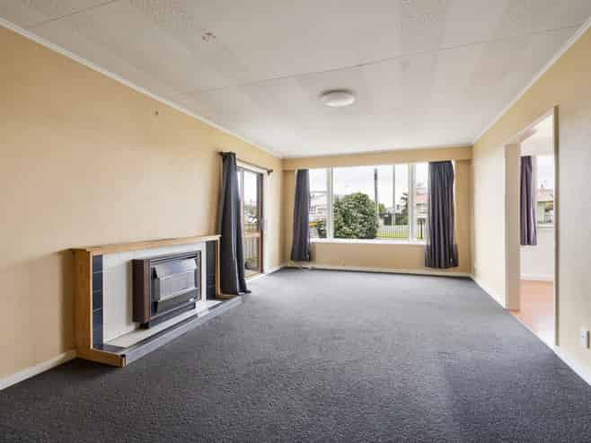 31 Hammond Street, Bulls