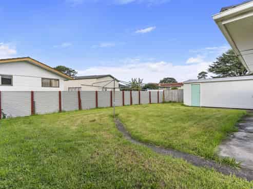 37 Garus Avenue, Mangere East