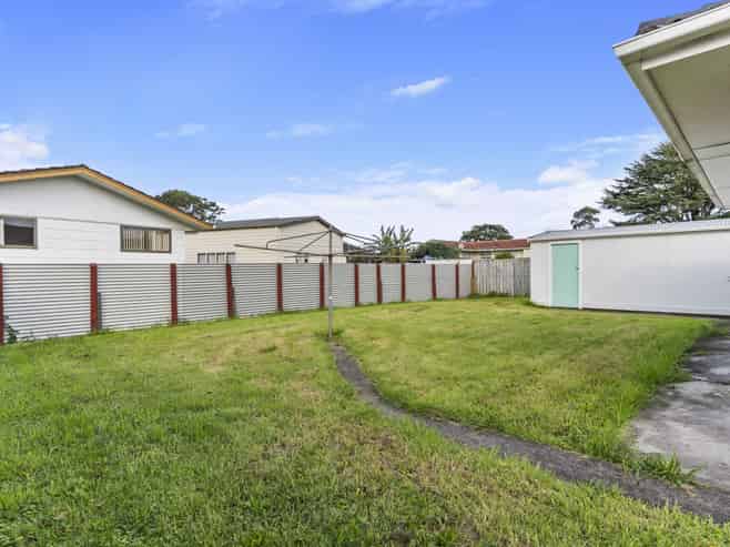 37 Garus Avenue, Mangere East