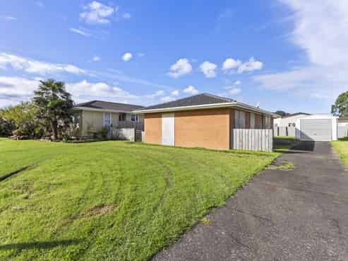 37 Garus Avenue, Mangere East
