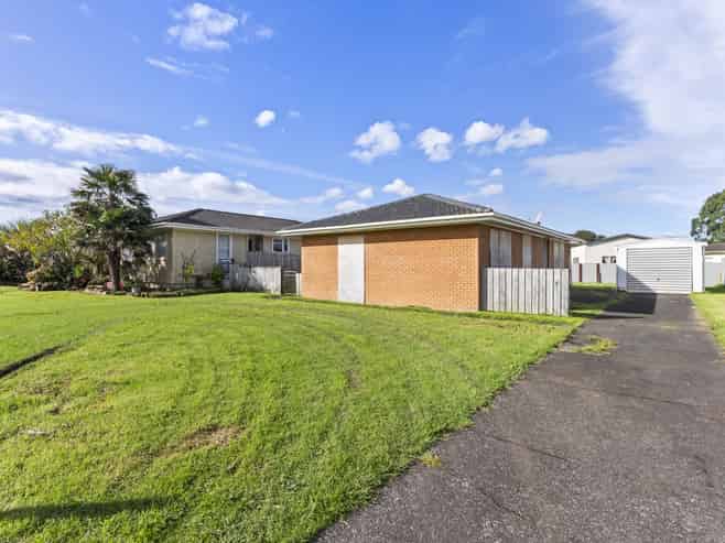 37 Garus Avenue, Mangere East