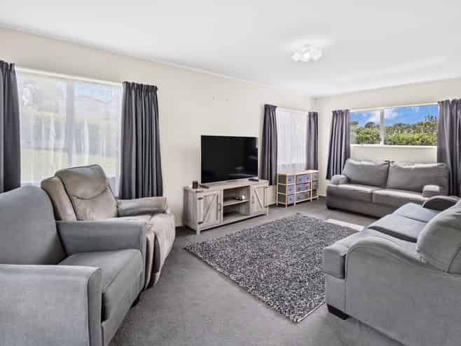 61 Eden Terrace, Kamo