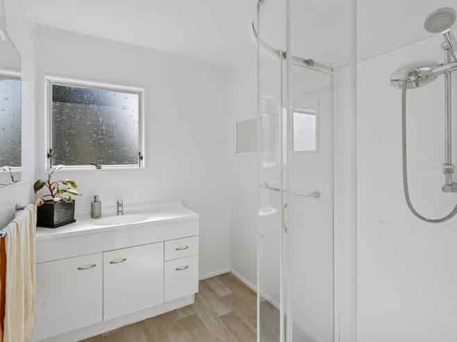 61 Eden Terrace, Kamo