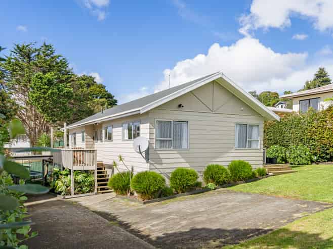 61 Eden Terrace, Kamo