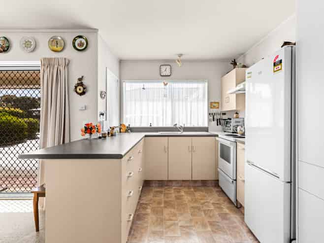 3/2 Anzac Avenue, Onekawa