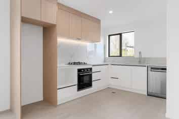 4/239 Tramway Road, Enderley