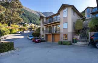 10/8 McKerrow Place, Fernhill/Sunshine Bay