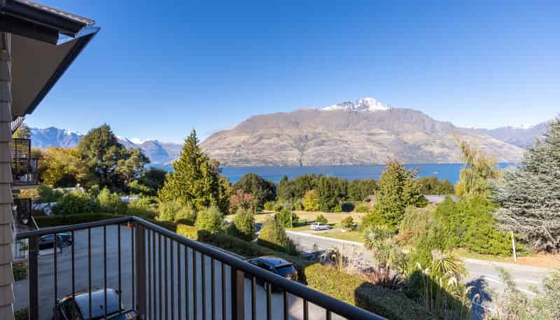 10/8 McKerrow Place, Fernhill/Sunshine Bay