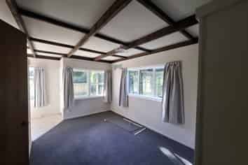 201A Sunset Road, Sunnybrook