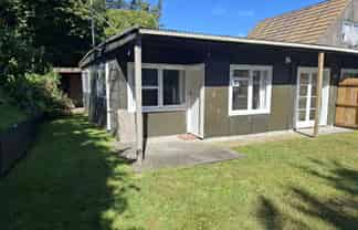 201A Sunset Road, Sunnybrook