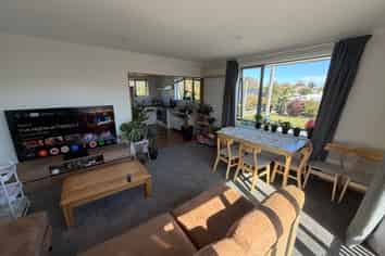 1 Kinloch Street, Saint Albans