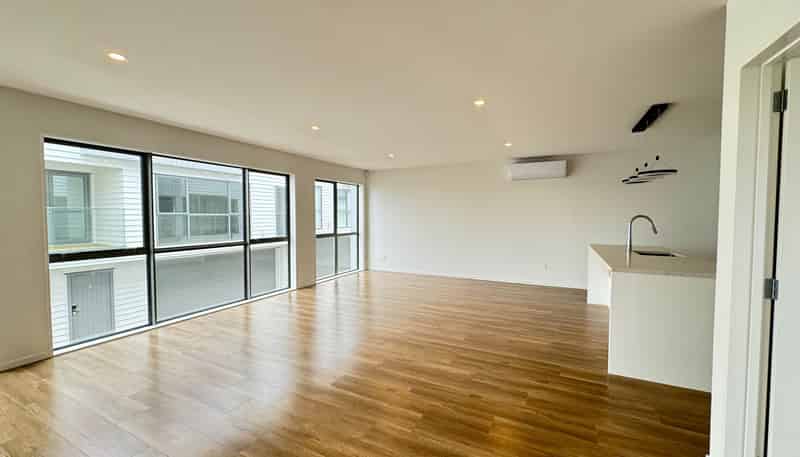 4/12 Jasper Avenue, Mount Roskill